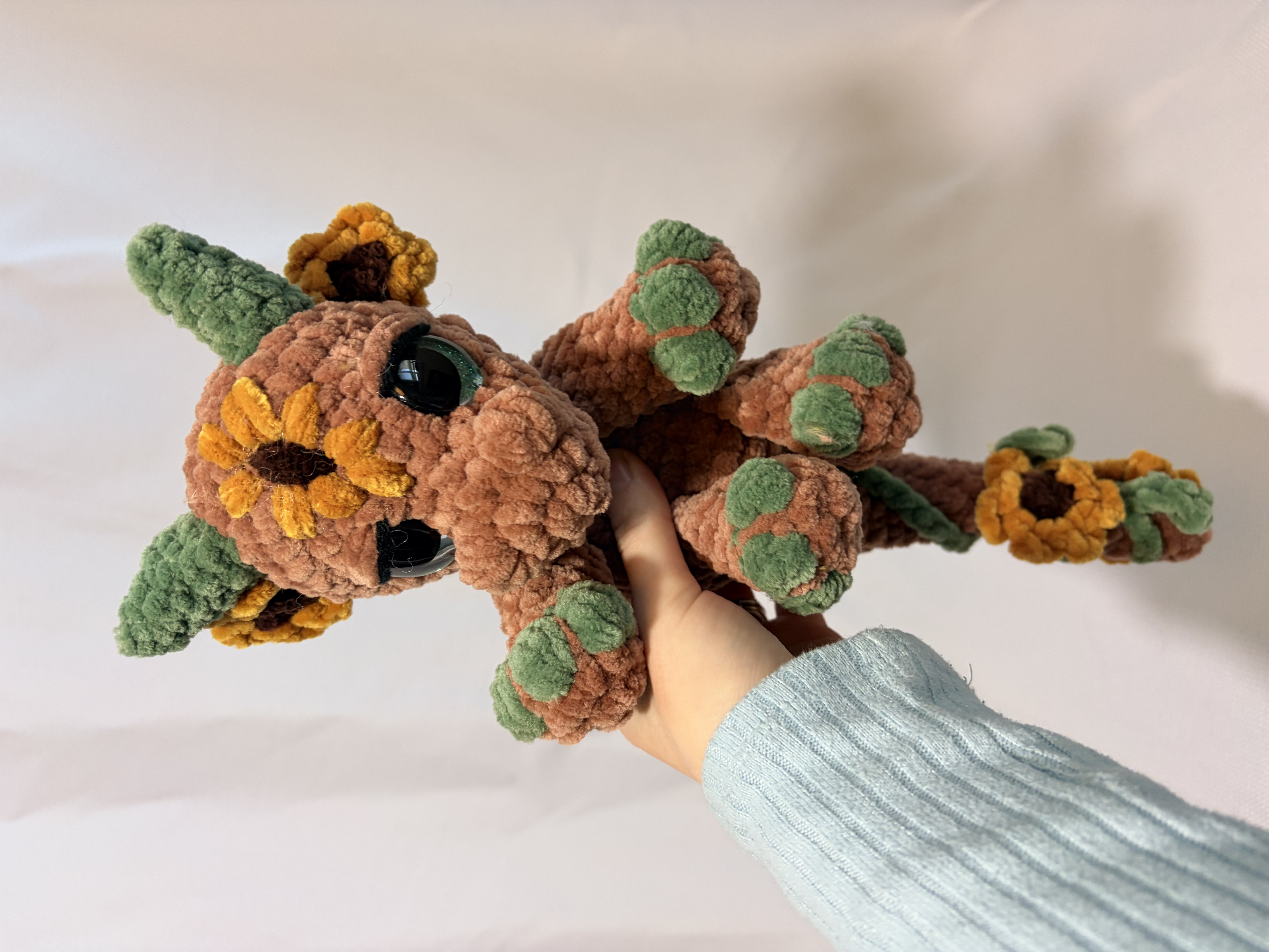 Floria The Dragon Snuggler